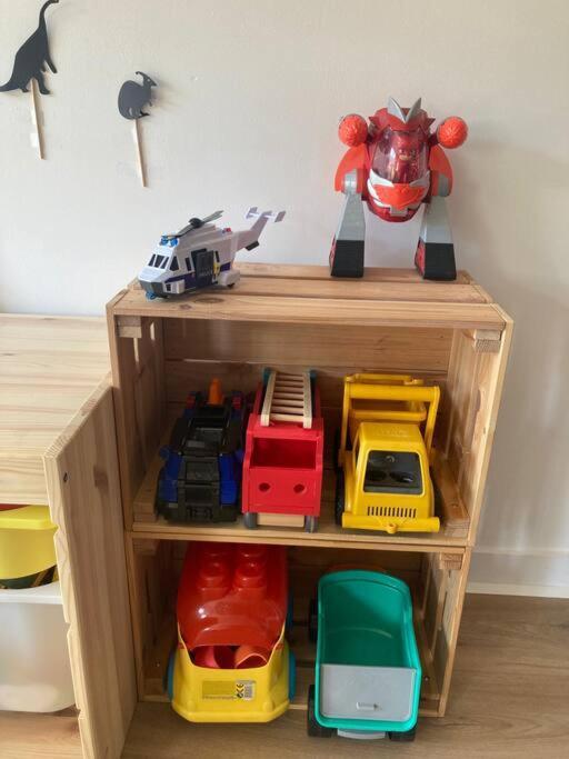 Paris : Appartement Familial Avec Parking Prive Кліші Екстер'єр фото