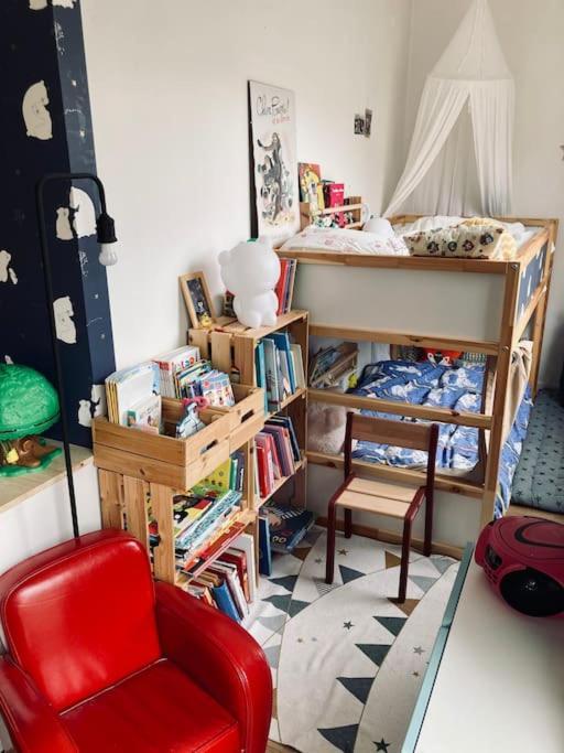 Paris : Appartement Familial Avec Parking Prive Кліші Екстер'єр фото