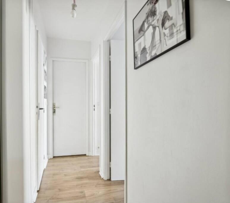 Paris : Appartement Familial Avec Parking Prive Кліші Екстер'єр фото